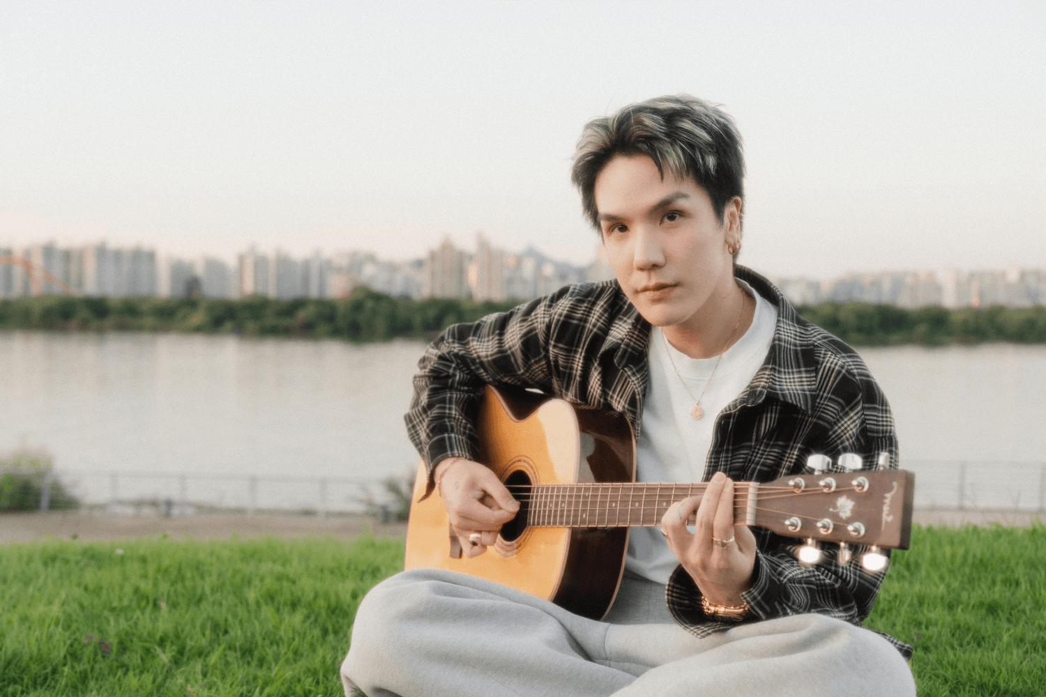 MEYOU ชวนฟัง “แค่คนคุย” เวอร์ชั่นพิเศษ Acoustic Live in Seoul เติมมู้ดใหม่ให้เพลง