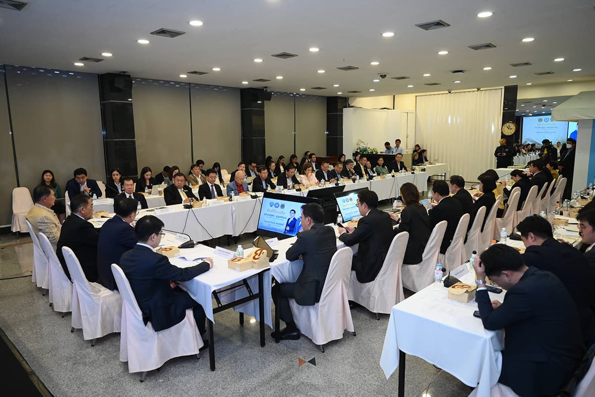 moc-thaichamber-global-economic-crisis-tax-logistic-border-trade-SPACEBAR-Photo04.jpg