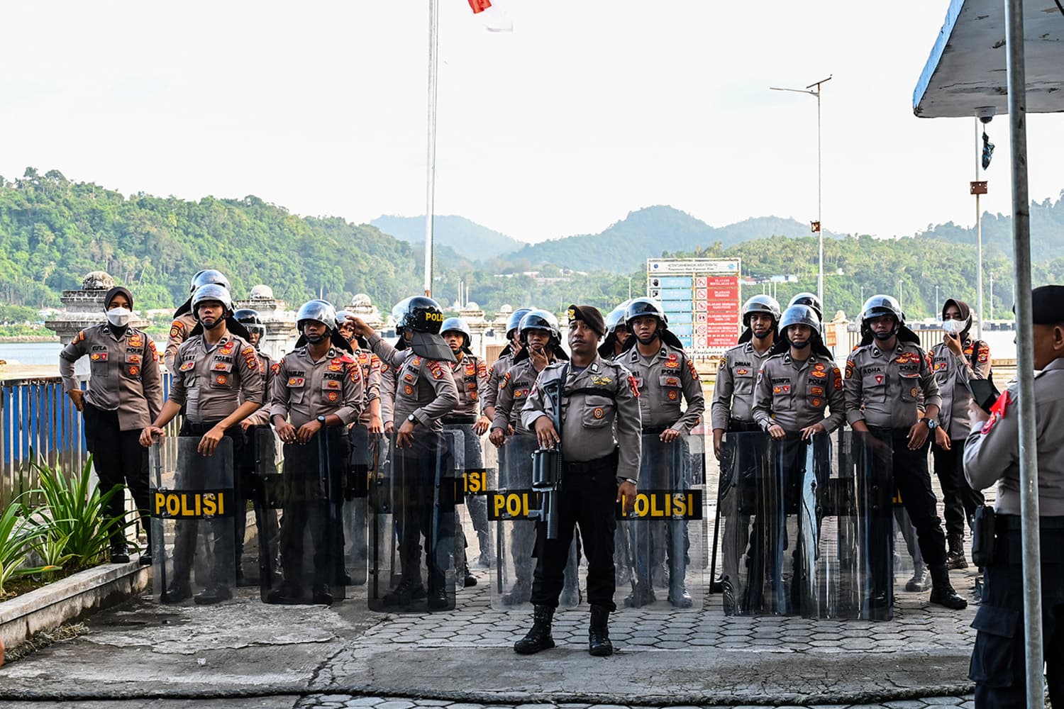more_clashes_in_myanmars_rakhine_state_SPACEBAR_Hero_c06756be2b.jpg