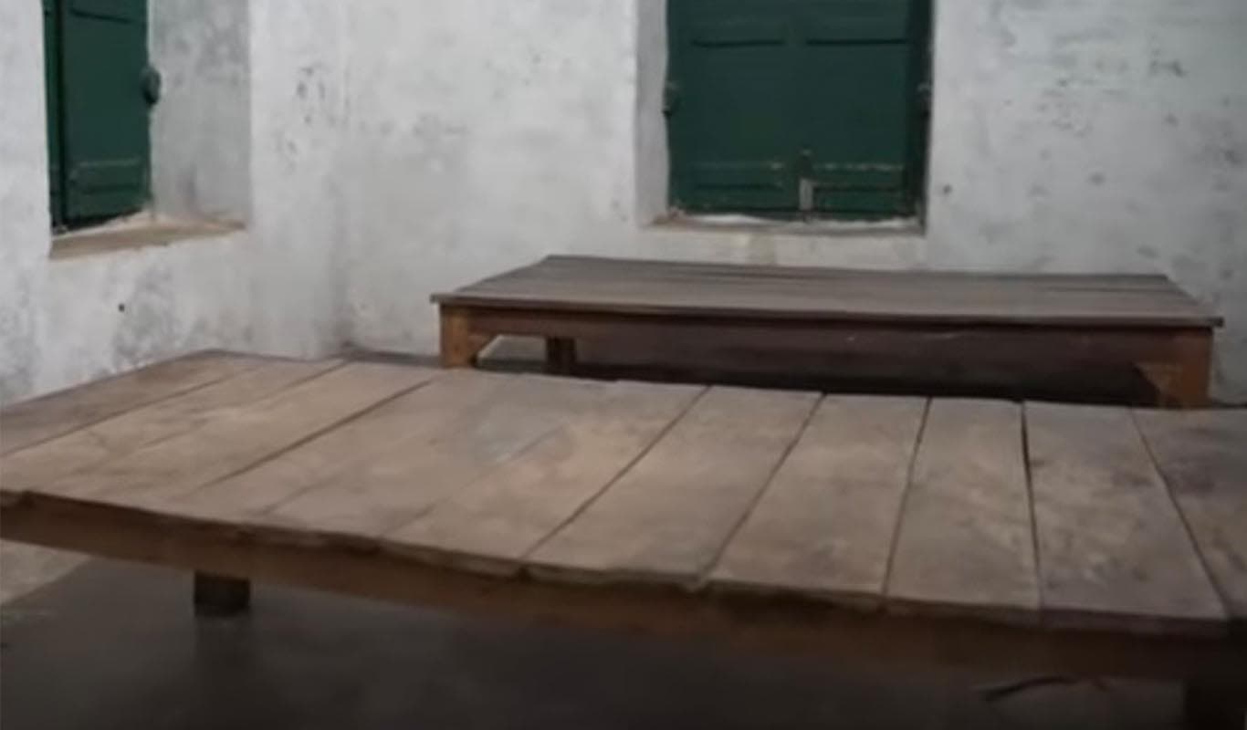 mukti_bhawan_death_hotel_of_varanasi_where_hindus_go_to_die_SPACEBAR_Photo01_a1b7e9583b.jpg