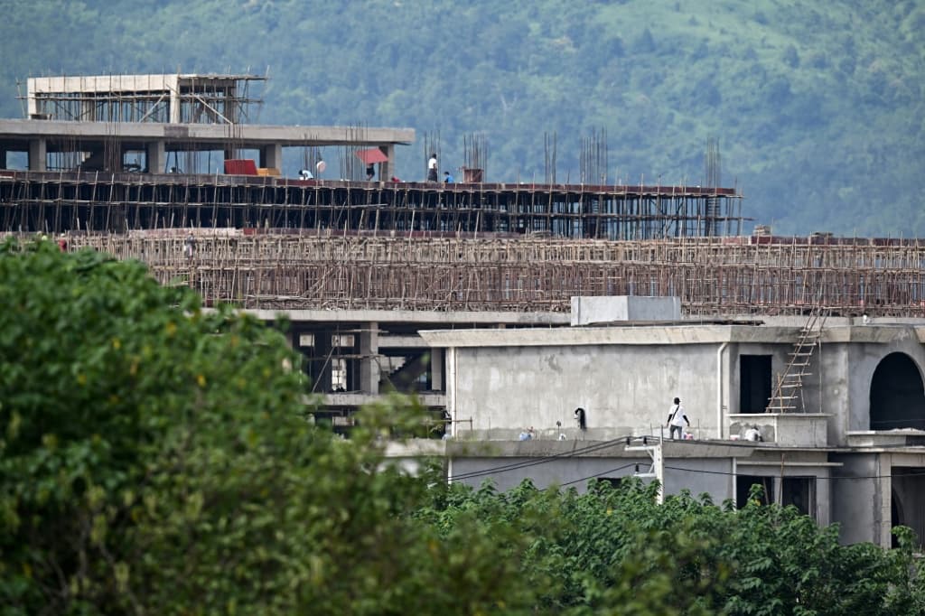 กำลังมีงานก่อสร้างใหม่หลายจุดภายใน KK Park