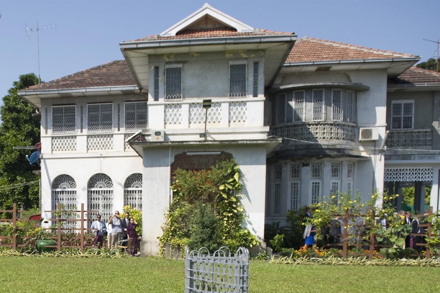 myanmar_ex_leader_suu_kyis_house_arrest_site_worth_at_least_90_mln_SPACEBAR_Hero_543c075b40.jpg