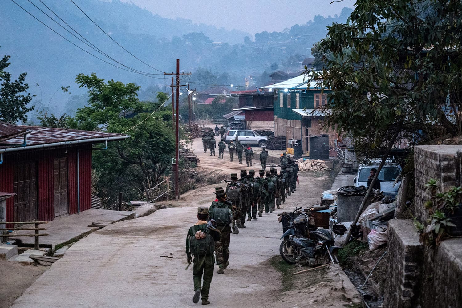 myanmar_military_holding_500_foreigners_human_shields_war_shan_SPACEBAR_Hero_ca129f9b8e.jpg