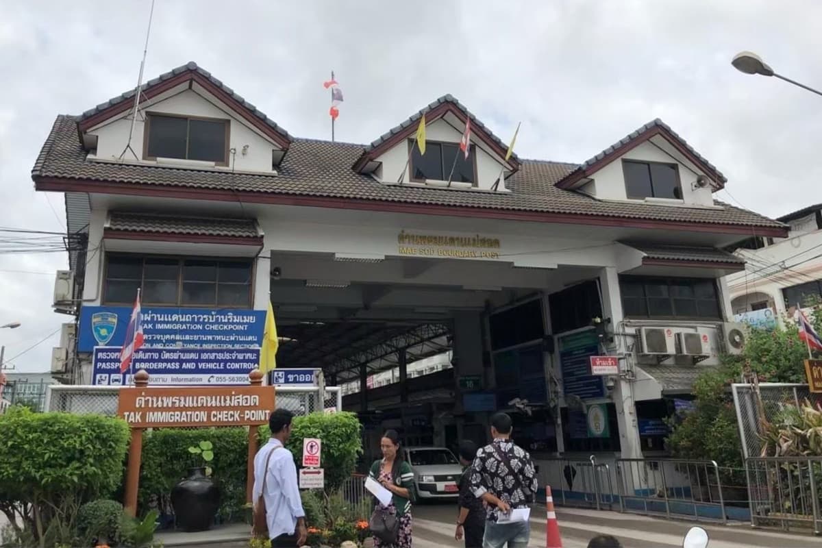 myawaddy-border-trade-import-license-2569-SPACEBAR-Photo02.jpg