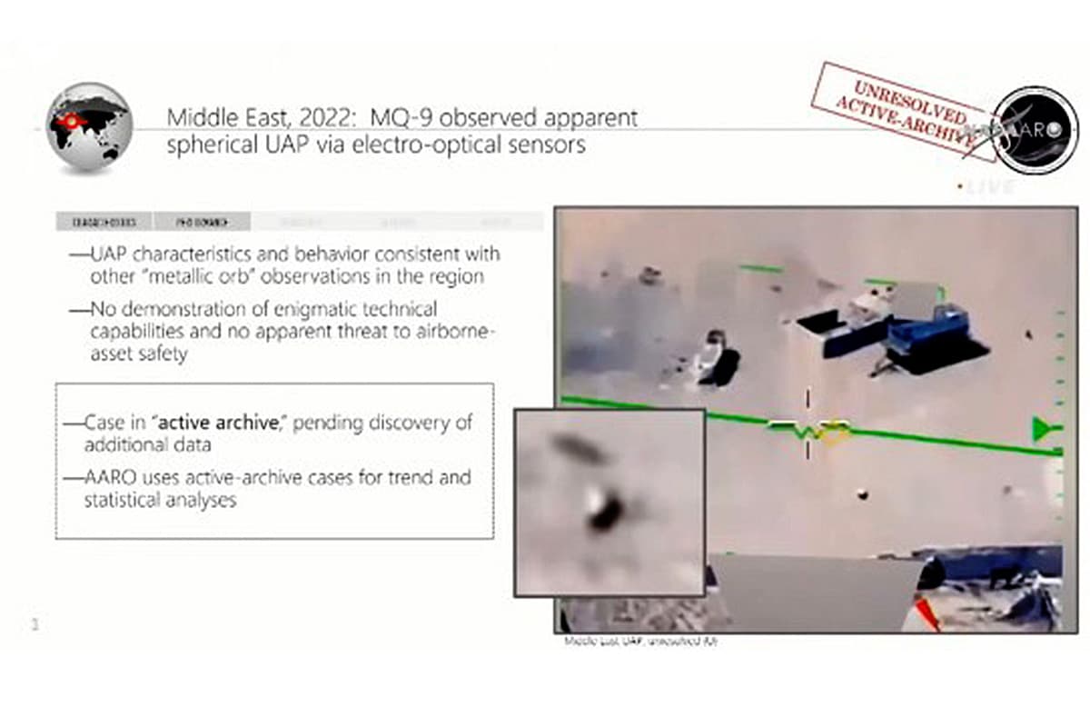nasa_releases_footage_spherical_orb_ufo_flying_through_middle_east_SPACEBAR_Photo01_8e31350244.jpeg