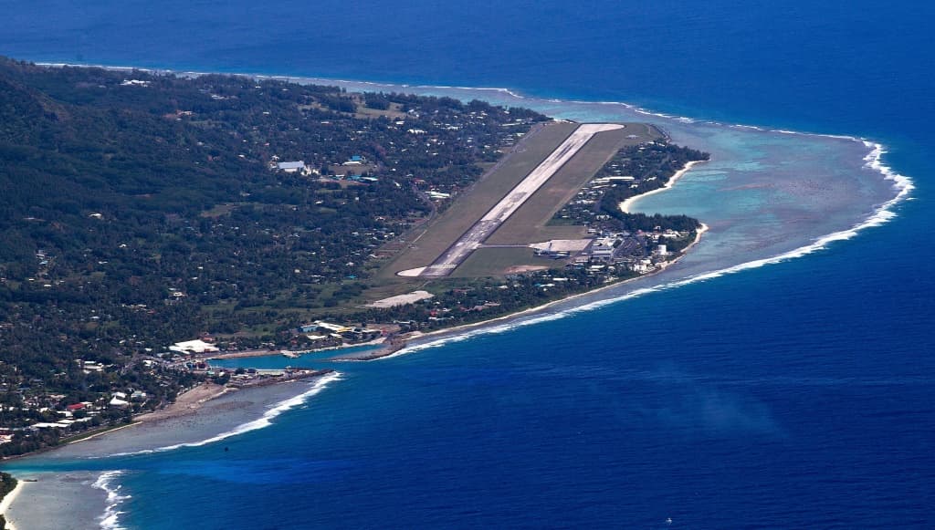 Some 15,000 people live on the Cook Islands, nestled halfway between New Zealand and Hawaii