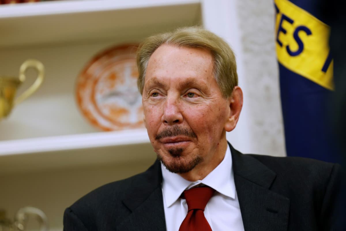Larry Ellison ผู้ร่วมก่อตั้ง Oracle