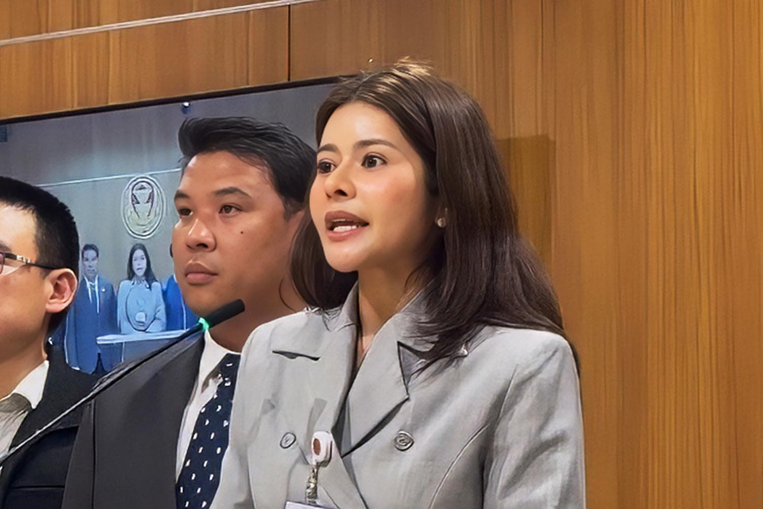 กมธ.พัฒนาการเมืองฯ เตรียมถกปมแชทไลน์หลุด ‘ช่วยน้ำเงินด้วย’ พรุ่งนี้