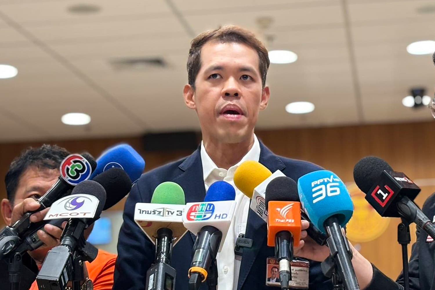 ‘ปกรณ์วุฒิ’ ชี้ ‘ครม.อนุทิน’ ยังไม่ถวายสัตย์ฯ ไปกล่าวหาโยง ‘2 คดีใหญ่’ ยังไม่ได้
