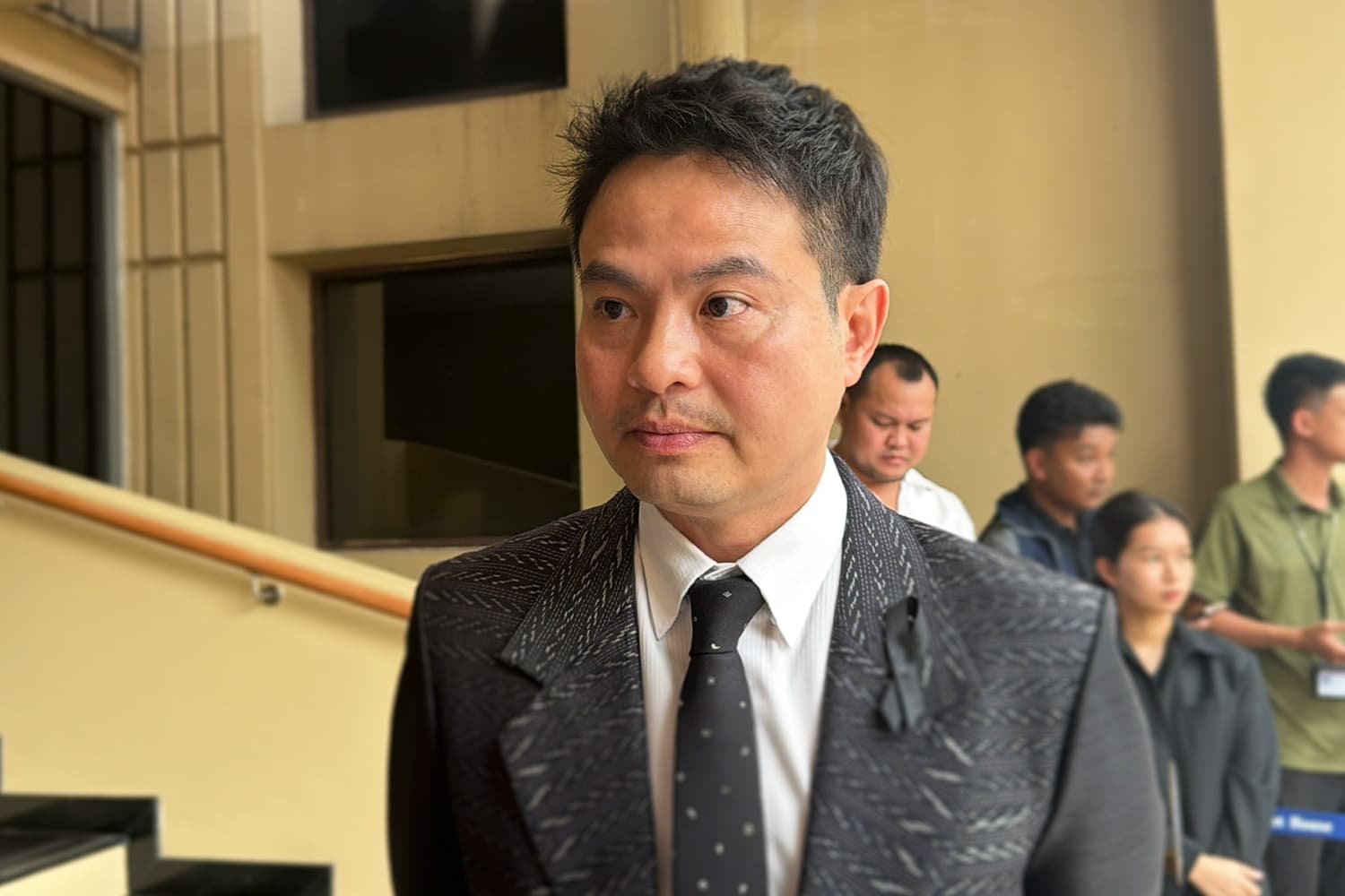 ‘ภราดร’ เผย ‘คนละครึ่งพลัส’ ยังไม่เข้า ครม. สัปดาห์นี้