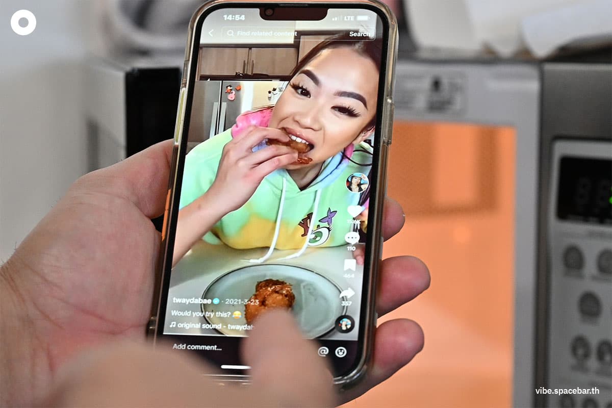 people_believe_everything_they_watch_on_tiktok_SPACEBAR_Photo01_e5162a821c.jpg