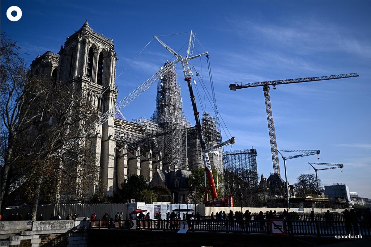 photo_story_france_architecture_heritage_religion_notre_dame_SPACEBAR_Photo08_5671736259.jpg