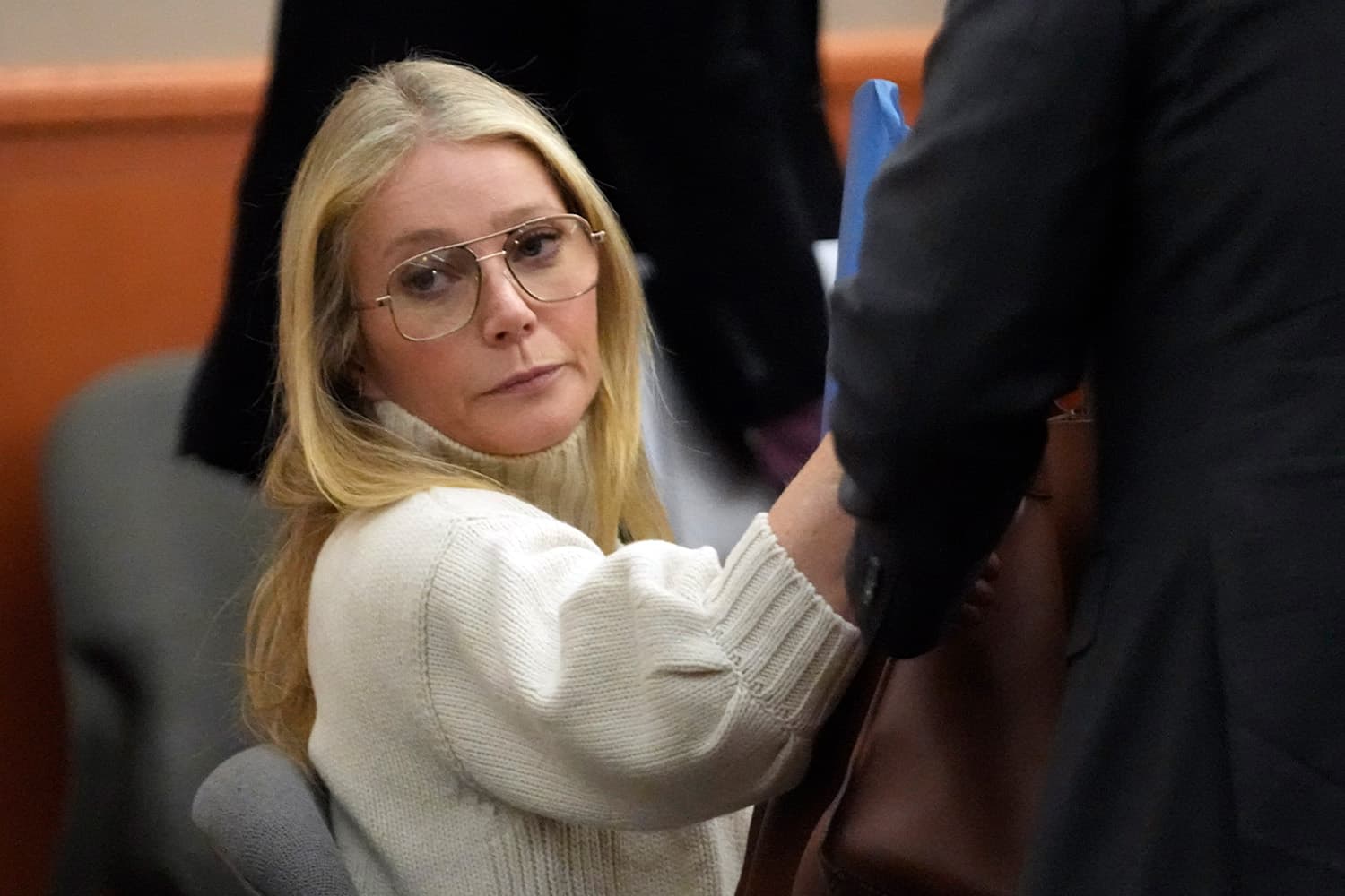 photo_story_gwyneth_paltrow_stealth_wealth_SPACEBAR_Hero_b8944a27ce.jpeg