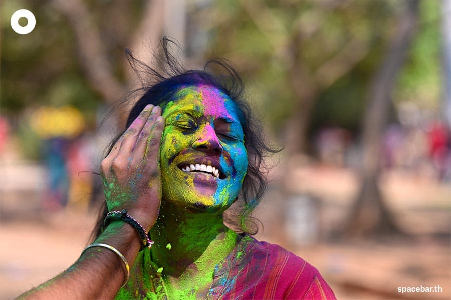 photo_story_india_celebrate_holi_festival_SPACEBAR_Photo02_b93cffecb1.jpeg