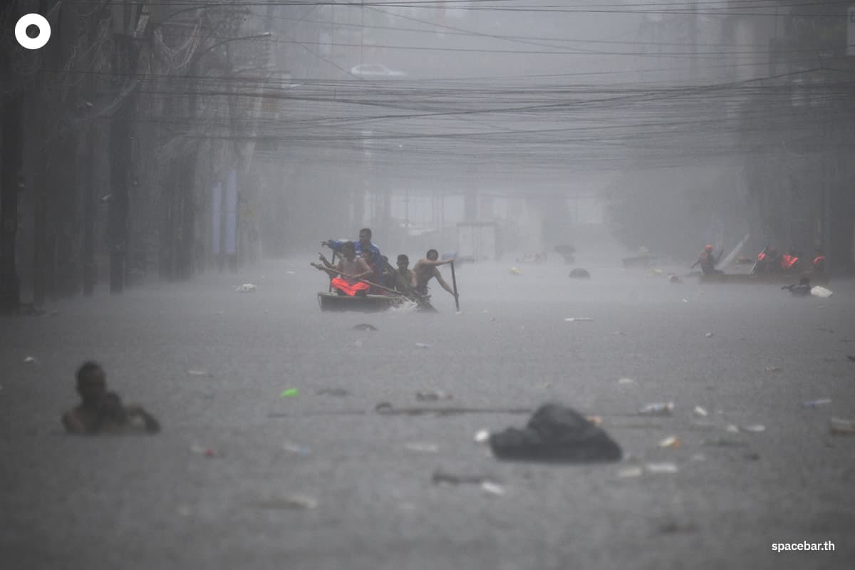 photo_story_philippines_weather_typhoon_gaemi_flooded_SPACEBAR_Photo05_d6c591f721.jpg