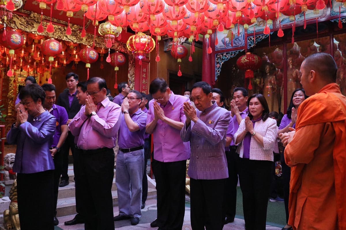prawit_wongsuwan_palang_pracharath_party_purple_shirt_SPACEBAR_Photo03_a941c5551e.jpg