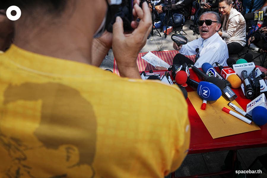 prayut_chuwit_government_corrupt_SPACEBAR_Photo05_1df45a38df.jpeg