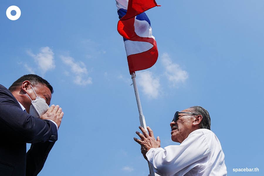 prayut_chuwit_government_corrupt_SPACEBAR_Photo09_b572e41c09.jpeg