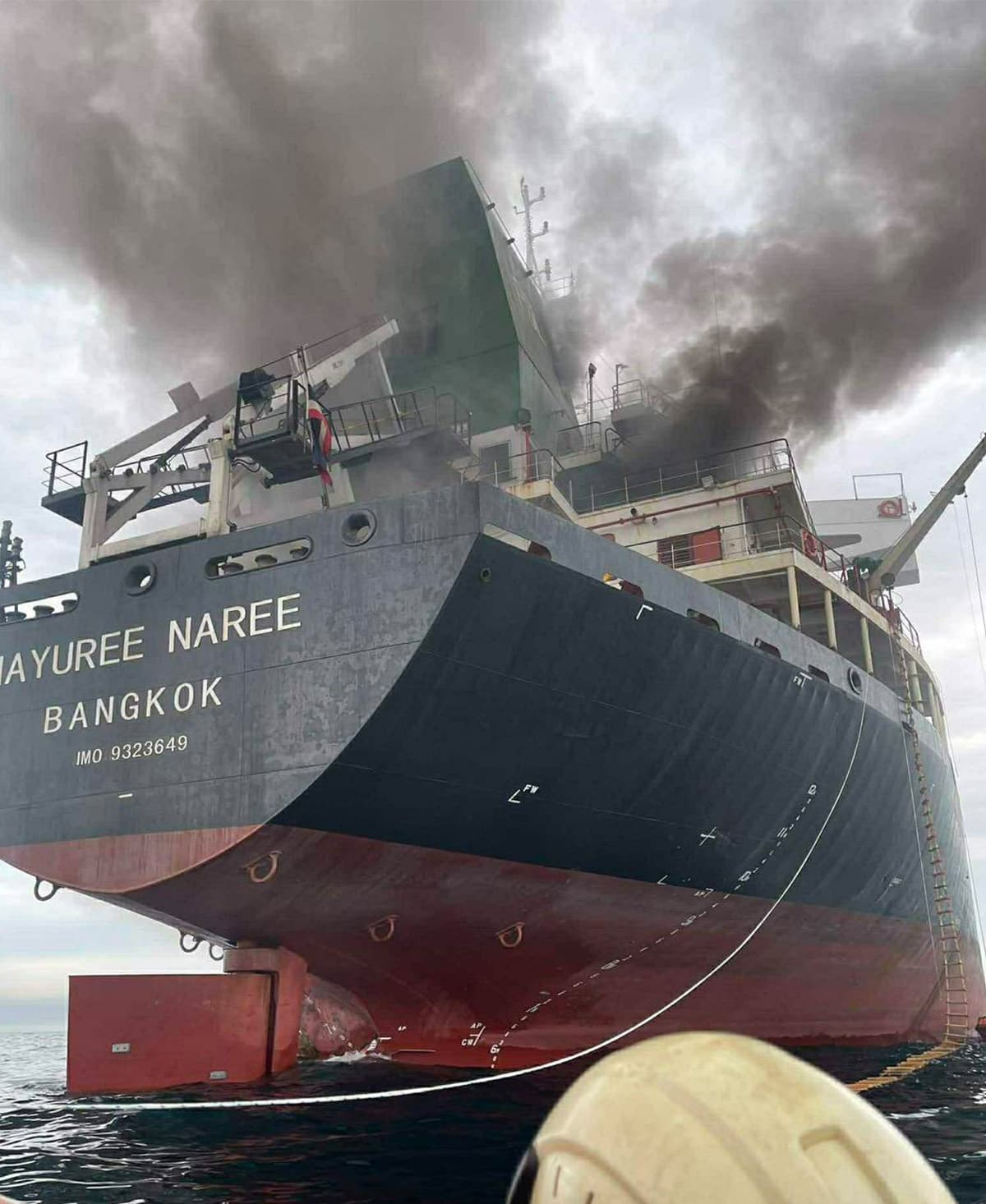 psl-ship-hormuz-attack-SPACEBAR-Photo03.jpg