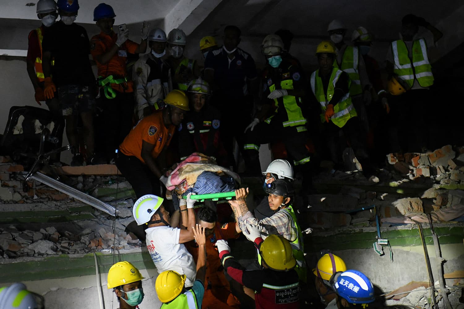 smell_of_death_permeates_myanmar_cities_kills_over_1600_countless_buried_SPACEBAR_Hero_4cd838b05f.jpg