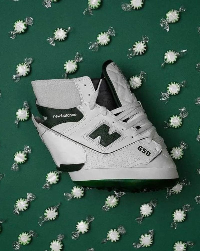 sneakers_for_horse_SPACEBAR_Photo01_4f654356dd.jpeg