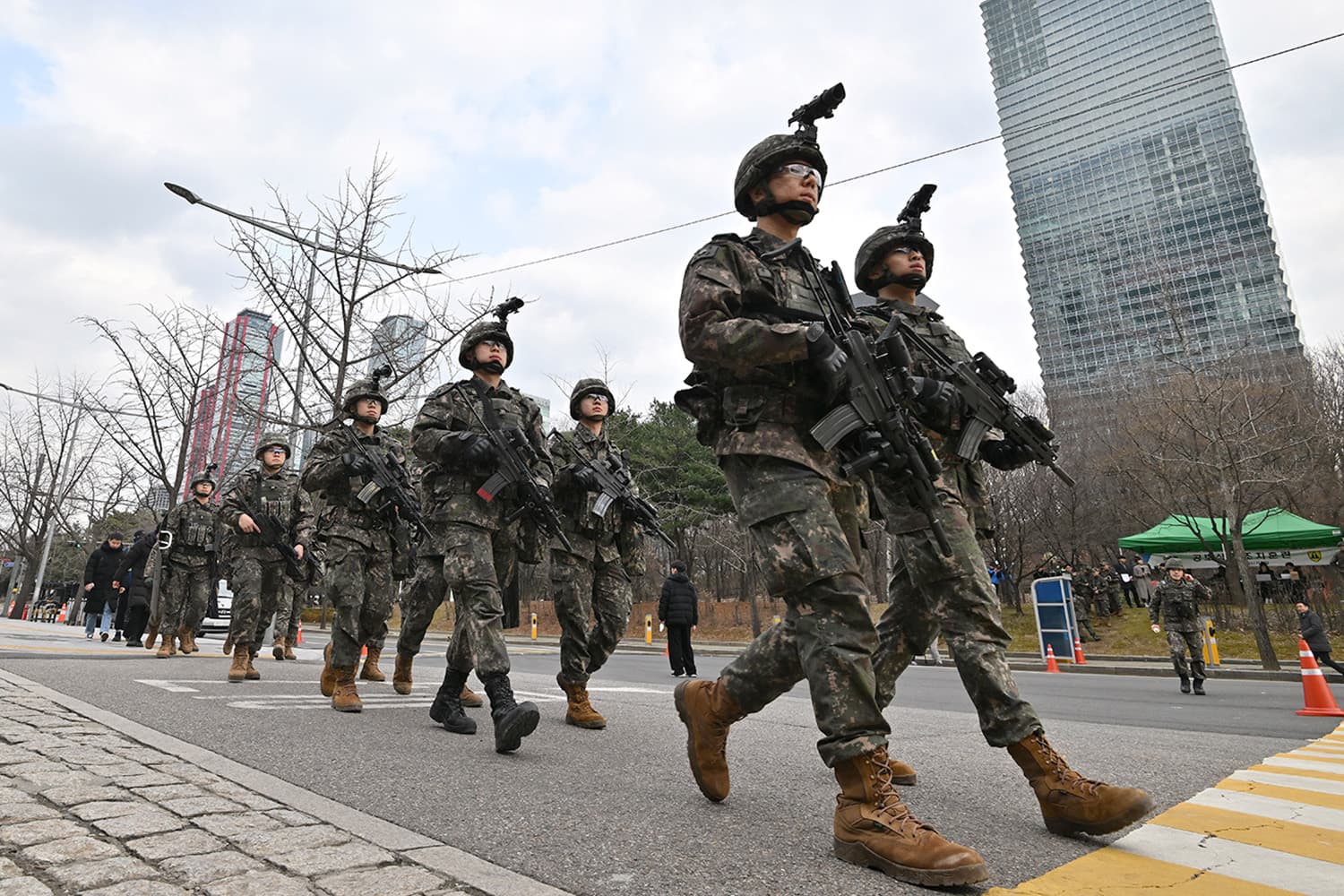 south_korean_defense_chief_orders_up_plan_to_kill_kim_jong_un_SPACEBAR_Hero_e1420b631f.jpg