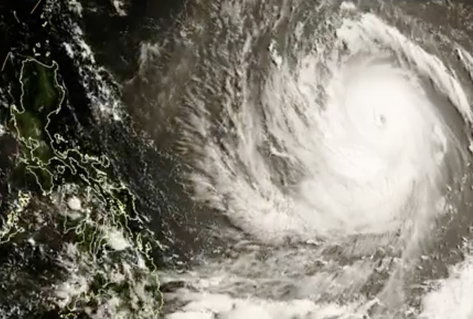 super-typhoon-bavi-taiwan-china-travel-weather-flight-warning-SPACEBAR-Thumbnail.jpg