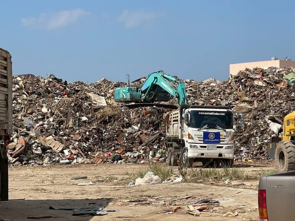 sustainability-waste-management-post-flood-prevent-chemical-contamination-SPACEBAR-4.jpg
