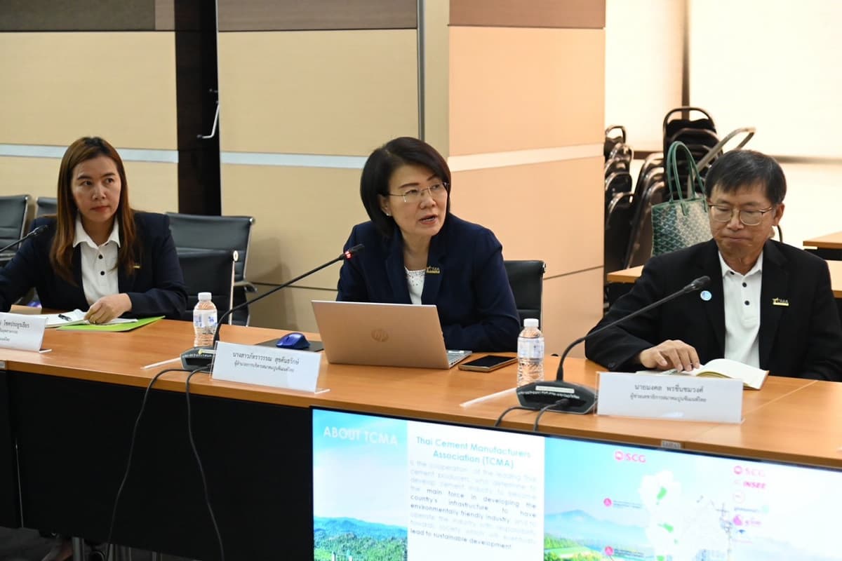 tcma_3_proposal_government_help_target_reduce_carbon_SPACEBAR_Photo02_936a824ef6.jpg