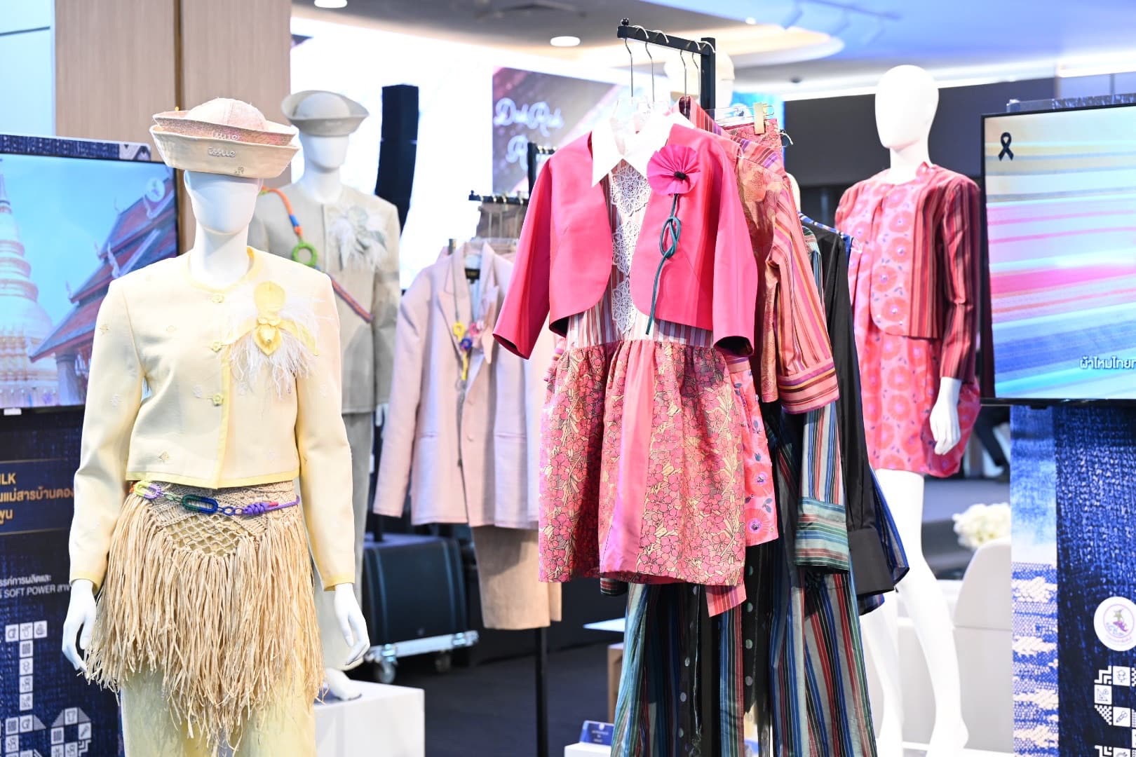 thai-fabric-legacy-fashion-udonthani-2569-3.jpeg
