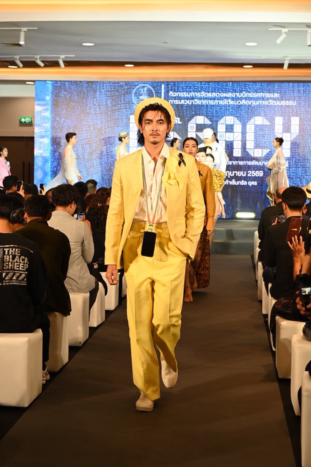 thai-fabric-legacy-fashion-udonthani-2569-6.jpeg