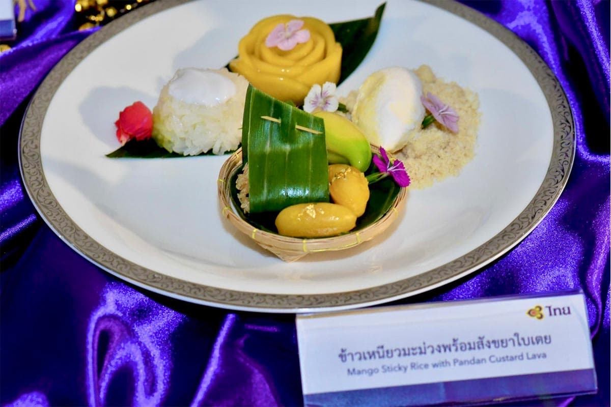thai_airways_chaipattana_jasmine_rice_jankapak_first_business_class_SPACEBAR_Photo07_a4aeef860d.jpg