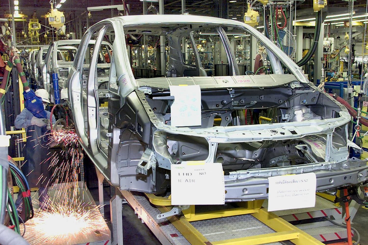 thai_economy_faces_upheaval_due_to_factory_closures_cheap_chinese_imports_SPACEBAR_Hero_0b8f3b20d5.jpg