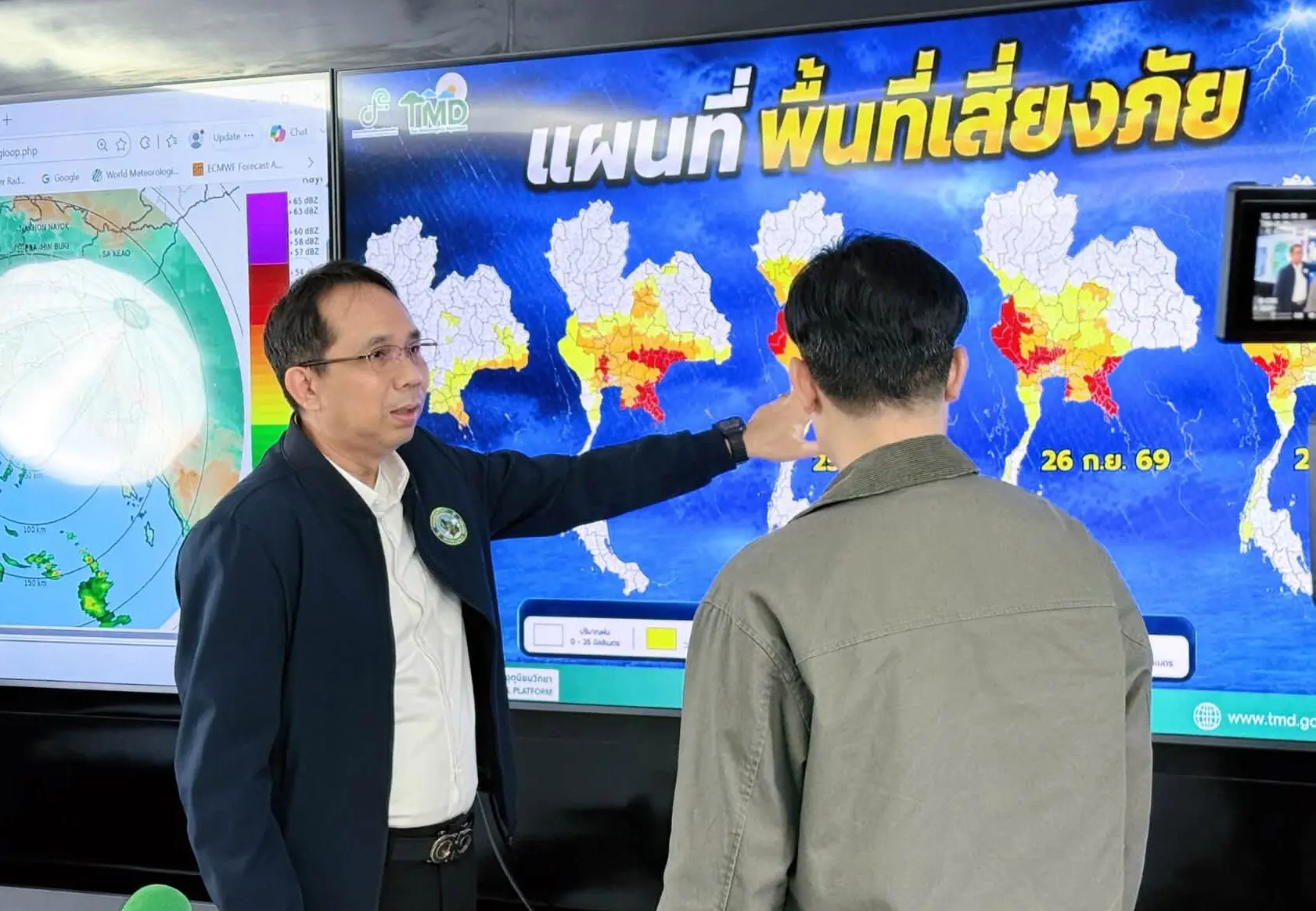นัฐวุฒิ แดนดี รองอธิบดีกรมอุตุนิยมวิทยา ฝ่ายวิชาการ ชี้แจงกระแส “มหาอุทกภัย” กรณีมีการเผยแพร่ข้อมูลผ่านสื่อสังคมออนไลน์เกี่ยวกับสถานการณ์ “มหาอุทกภัยใน 120 ชั่วโมงข้างหน้า”