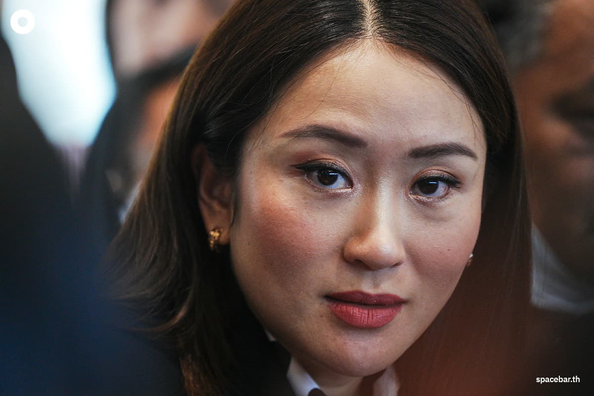 thaksin_shinawatra_return_home_paetongtarn_pita_SPACEBAR_Photo01_0689d9bd72.jpeg