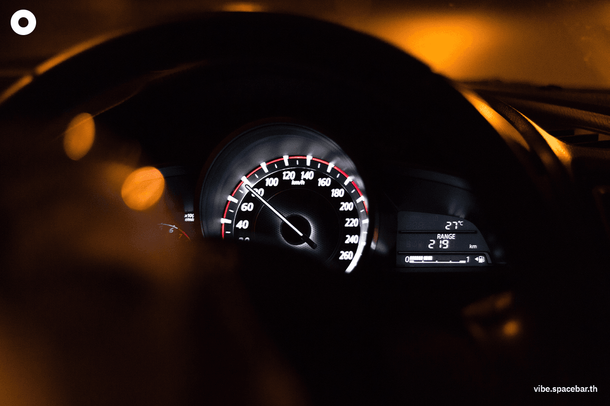 tips-for-Safe-and-Fuel-efficient-long-distance-driving-SPACEBAR-Photo02.png