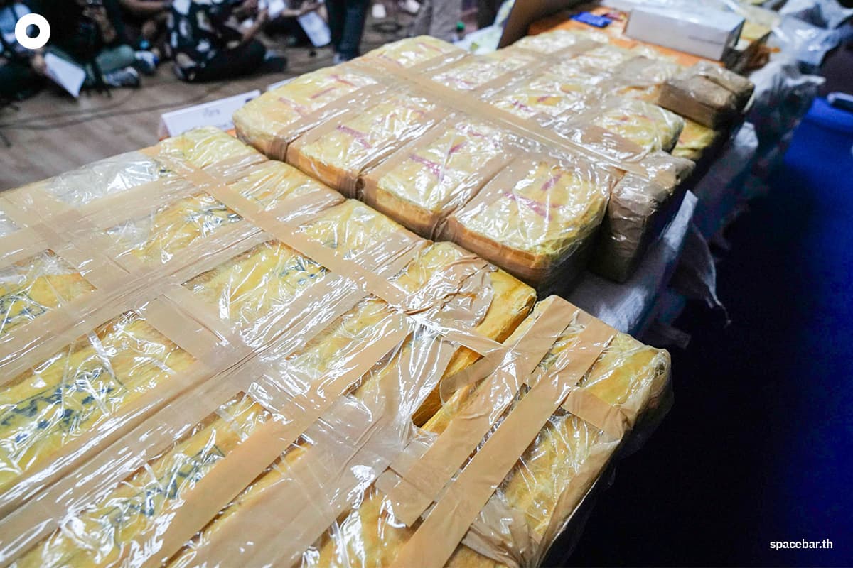 torsak_sukvimol_nakhon_pathom_drug_network_thawee_sodsong_SPACEBAR_Photo07_351a4f3cd2.jpg