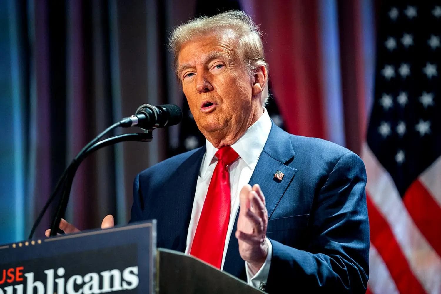 trump_threatens_100_percent_tariff_brics_if_they_try_to_replace_dollar_SPACEBAR_c86648818c.jpg