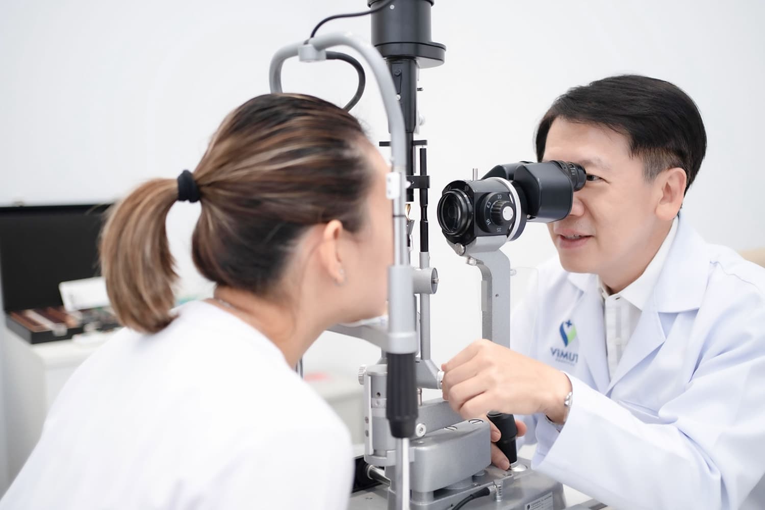 vimut_hospital_innovation_bladeless_lasik_laser_eyesight_SPACEBAR_Hero_b9cc9fc7f4.jpg