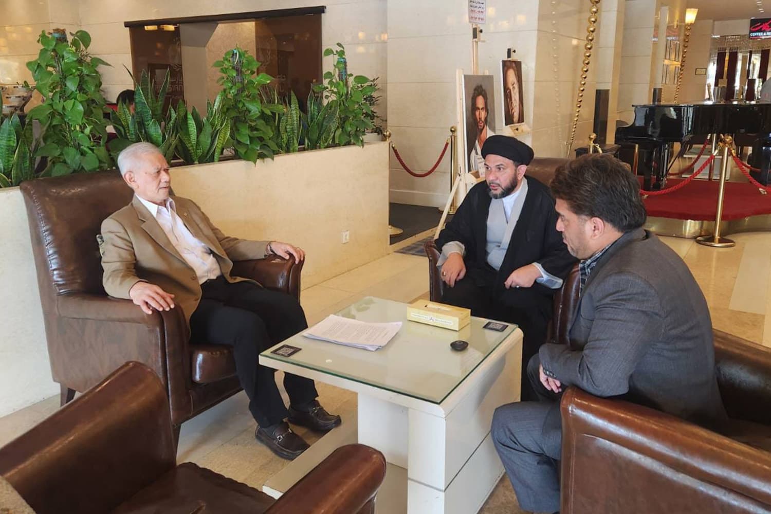 wan_noor_working_team_flies_to_negotiate_with_hamas_hoping_to_help_thai_workers_SPACEBAR_Hero_7a43585fb9.jpg