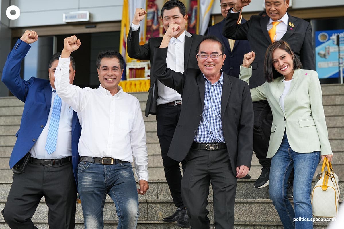 warong_dechgitvigrom_pannika_wanich_may_day_project_donation_SPACEBAR_Photo03_9e072273c9.jpeg
