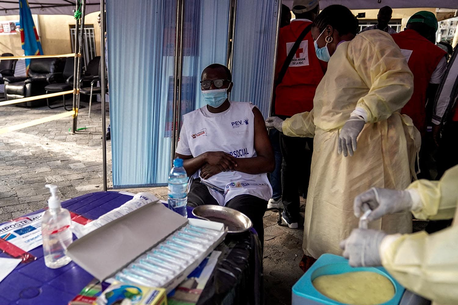 what_is_disease_x_why_is_the_congo_outbreak_raising_alarm_SPACEBAR_Hero_4eb7093edd.jpg
