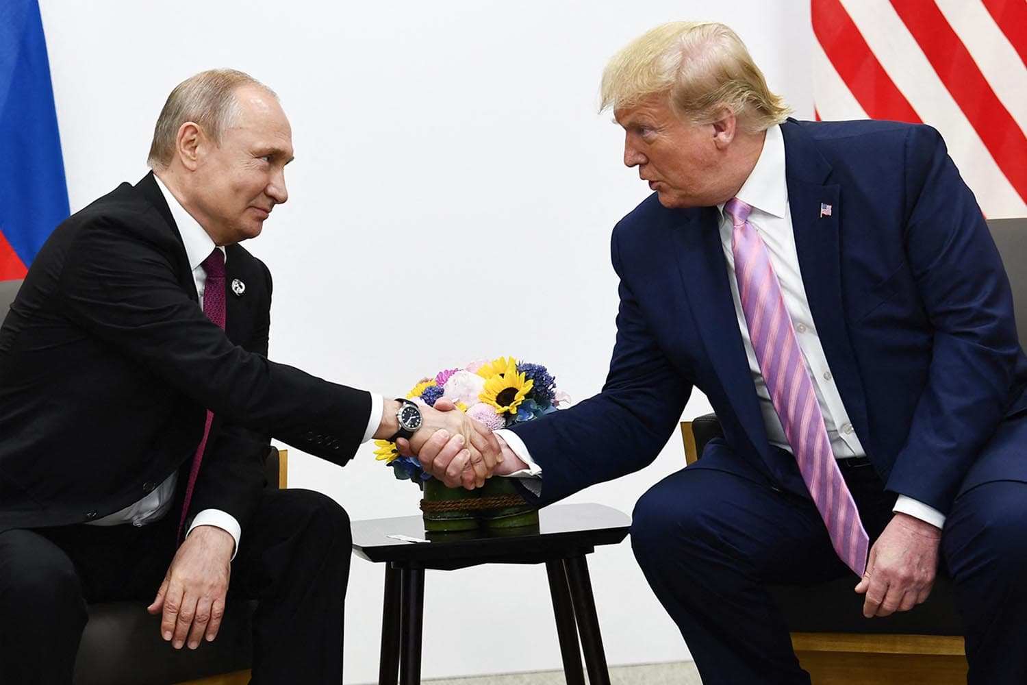 white_house_seeks_plan_for_possible_russia_sanctions_relief_SPACEBAR_Hero_e39a119a0c.jpg