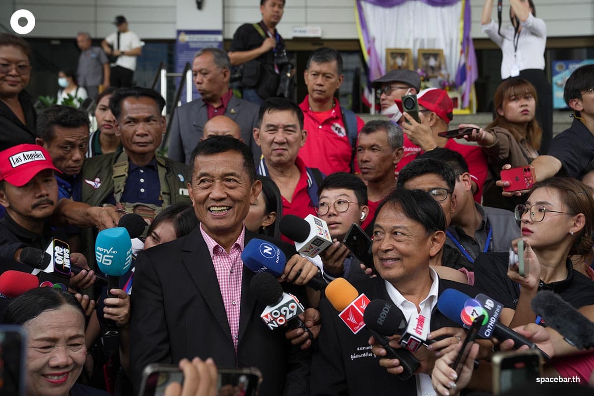 worachai_hema_confident_that_thaksin_is_not_a_privileged_person_SPACEBAR_Photo00_347faad89b.jpg