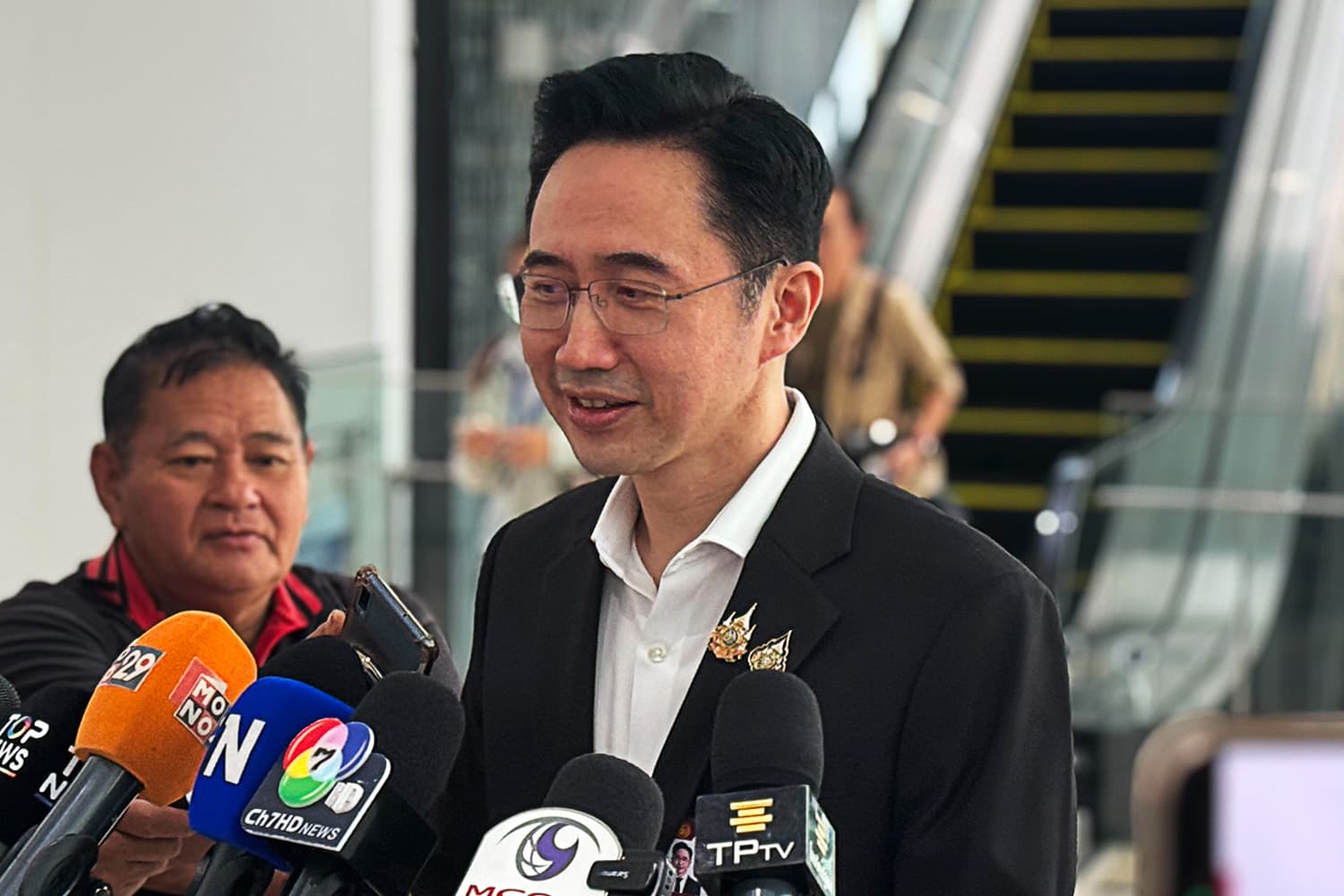‘ยศชนัน’ เผย ดีใจ หลังได้รับโปรดเกล้าฯ