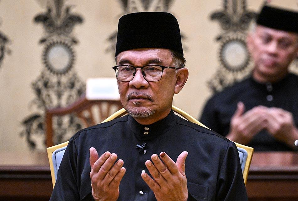 Anwar-ibrahim-malaysia-prime-minister-sodomy-SPACEBAR-Thumbnail