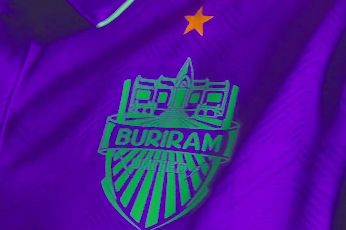 Buriram-United-Official-3rd-Jersey-SPACEBAR-Photo01.jpg