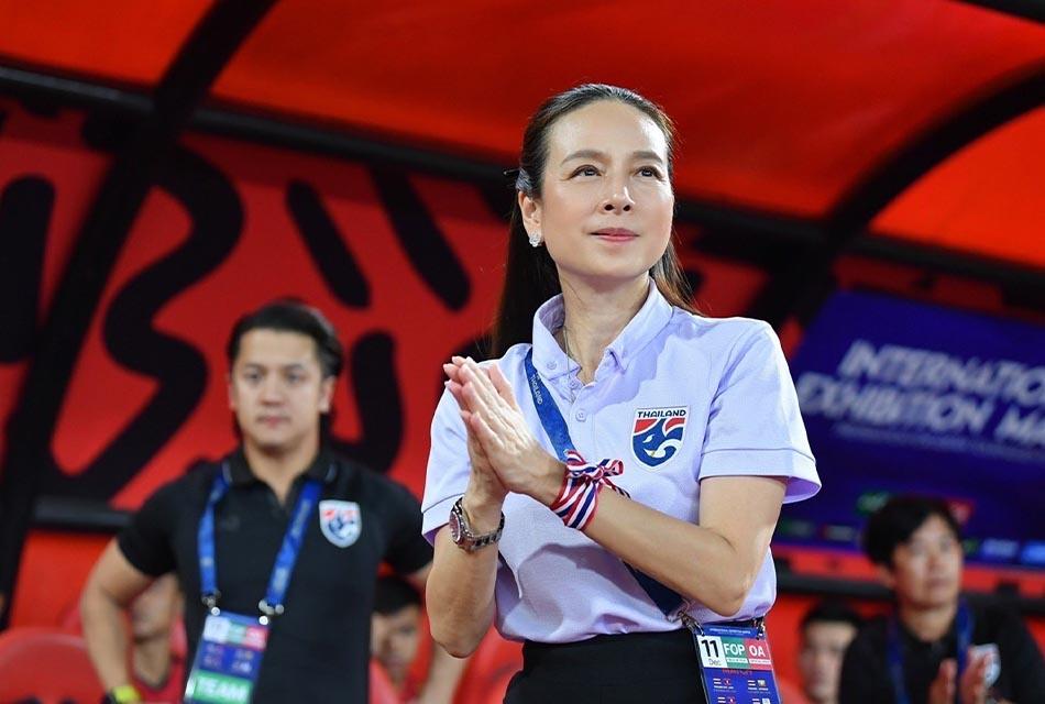 Football-Thai-Girl-Manager-Madam-Pang-SPACEBAR-Thumbnail