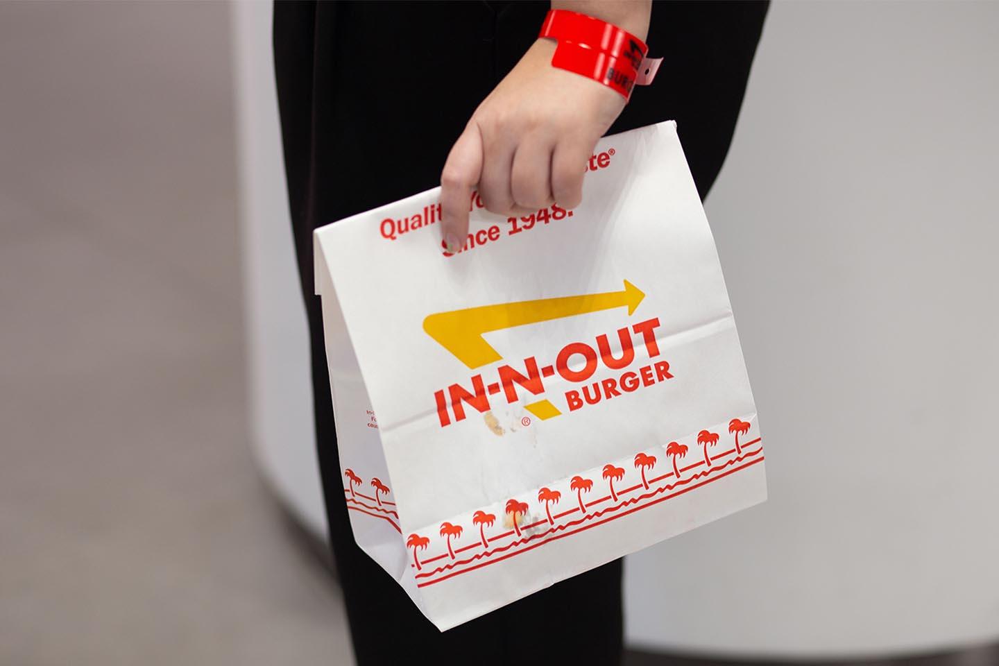 IN-N-OUT-Burger-Pop-up-buy-American-burger-California-styleSPACEBAR_Main