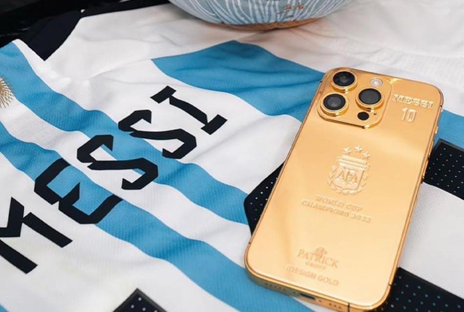 Messi-give-gold-iPhone-14-Pro-Max-to-Argentina-squad -SPACEBAR-Thumbnail